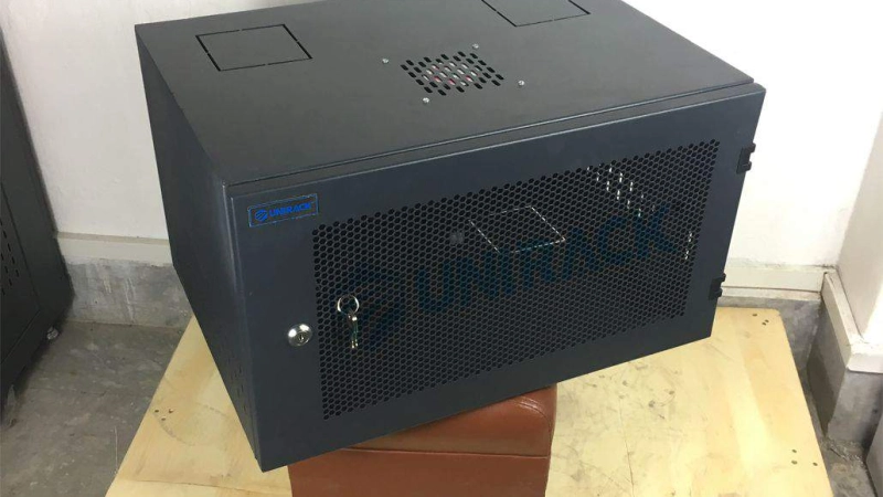 REVIEW sản phẩm tủ mạng treo tường đang có tại kho Unirack