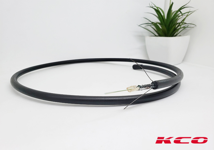 Cáp quang Multimode KCO bọc giáp kim loại chắc chắn Cáp quang Multimode KCO bọc giáp kim loại chắc chắn