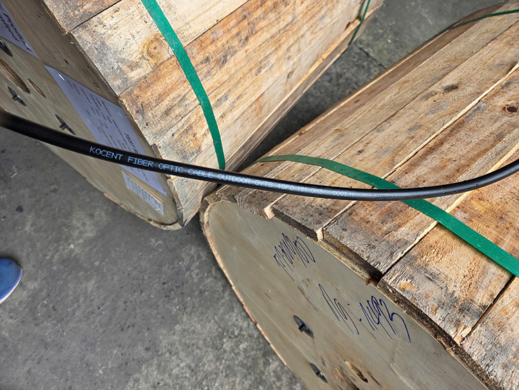Cáp quang KCO tại Hợp Nhất
