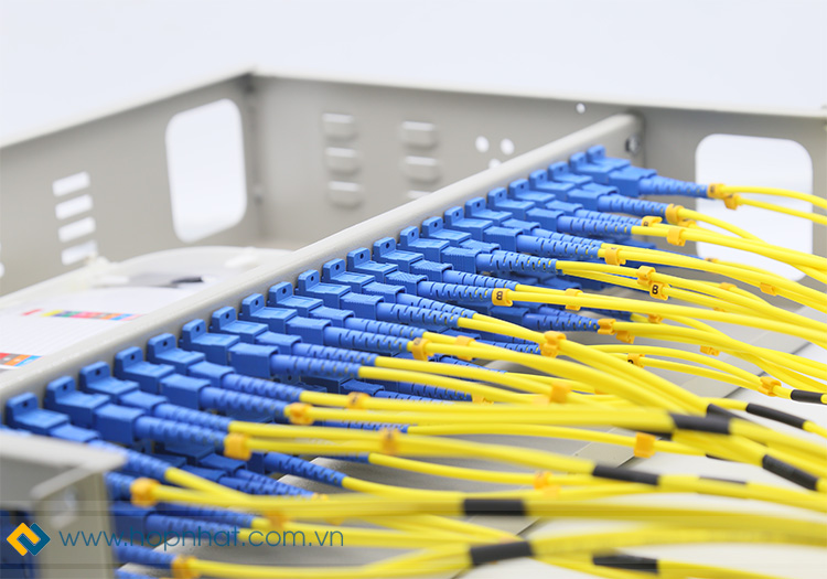 Dây nhảy quang kết nối với hộp phối quang ODF